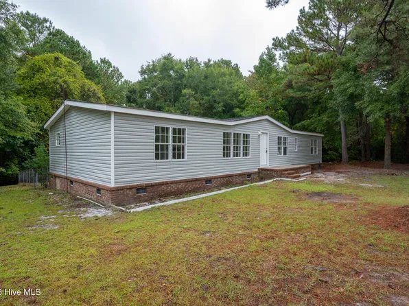 111 E Dunn Street, Sneads Ferry, NC 28460