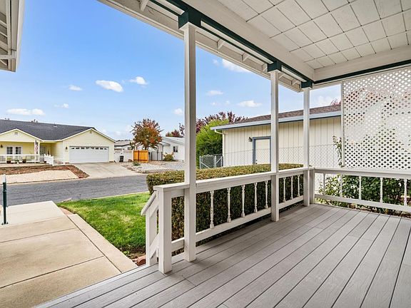 3rd image of 137 Mesa De Oro Cir