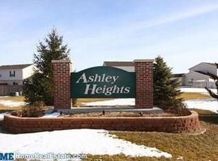 4350 W Thatcher Ln, Lincoln, NE 68528