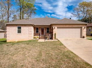 213 Greenwood Ave, Sherwood, AR 72120