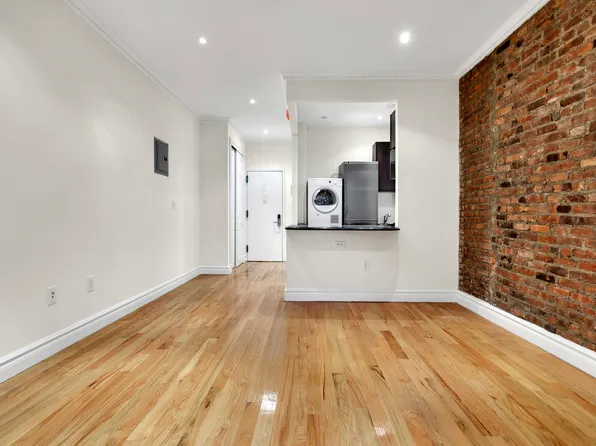 344 East 85th Street image 1 of 6