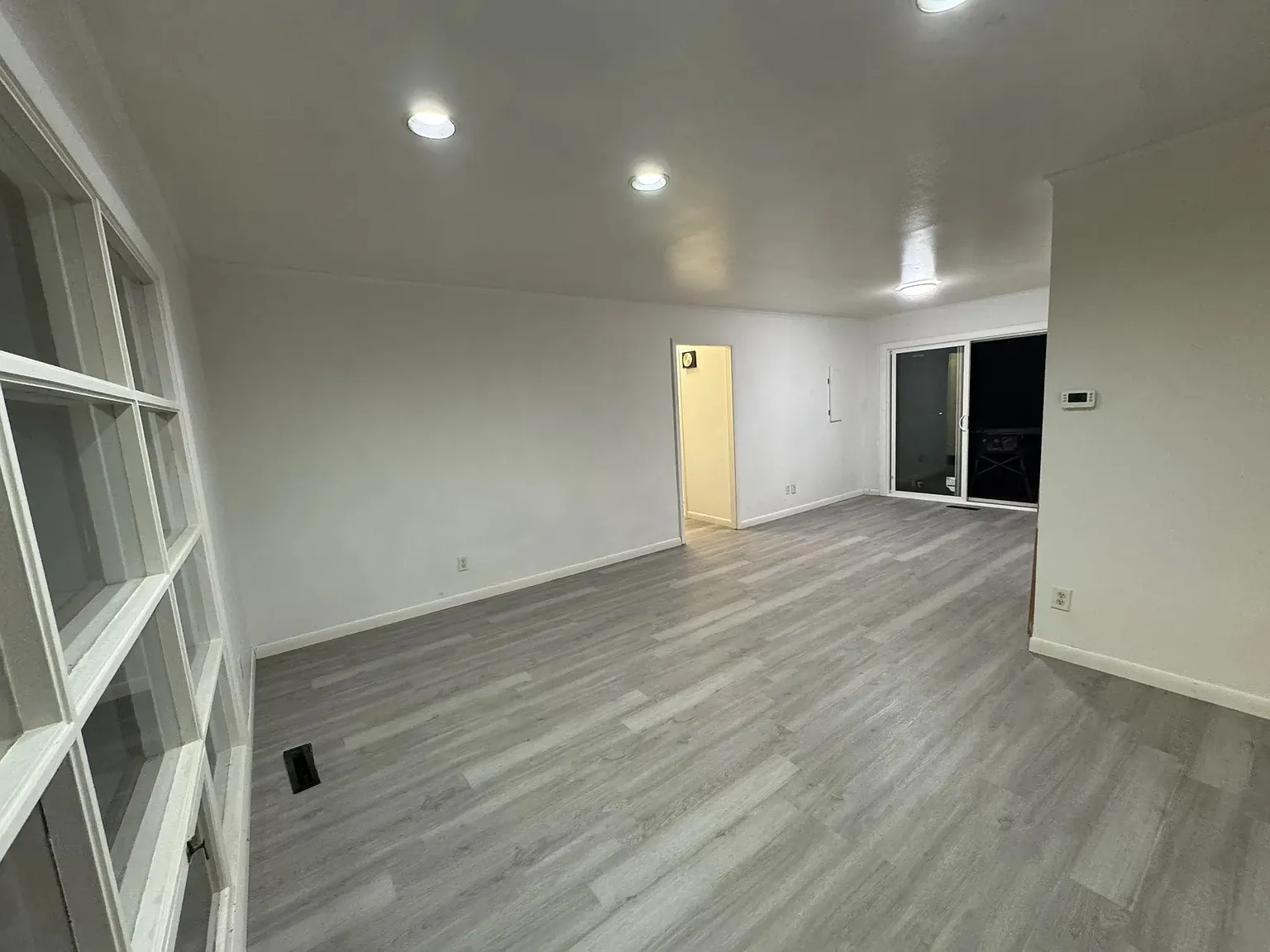 3 bed, 1864 sqft, $1,750 — Photo 2