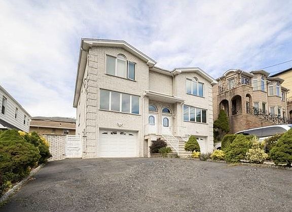 3rd image of 137A E Edsall Blvd #4500
