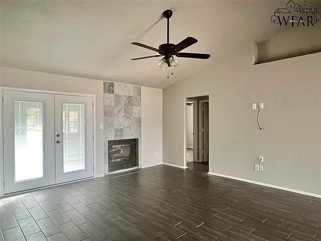 4 White Rock Ct — Photo 3