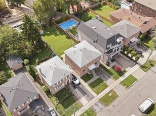 147 Viewmount Ave, Toronto, ON M6B1T5
