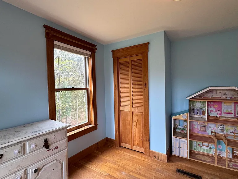 57 Summit Rd — Photo 31