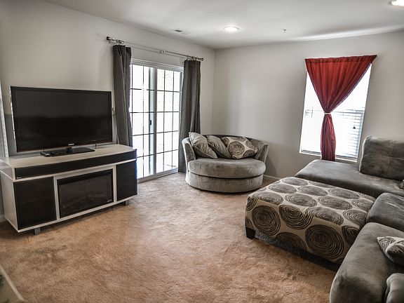 3rd image of 6274 Newport Ct