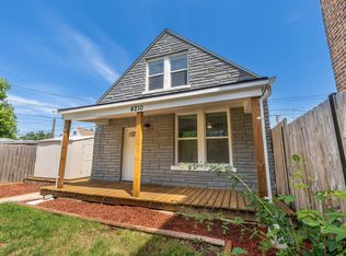 4210 W Thomas St, Chicago, IL 60651