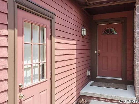 2nd image of 125 Broxbourne Dr