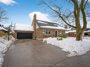 499 Hunter St W, Peterborough, ON K9H 2M9