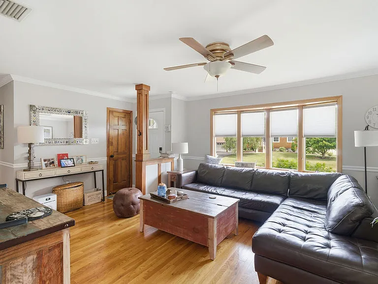 22 Hart St — Photo 12