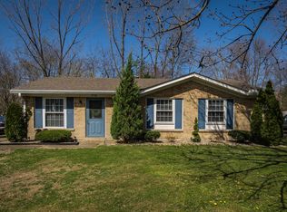 7710 Rochelle Rd, Louisville, KY 40228