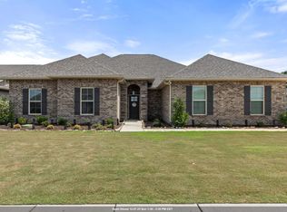 204 Nellie Faye Ln, Meridianville, AL 35759