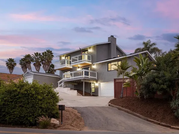 2422 Primrose Ave, Vista, CA 92083