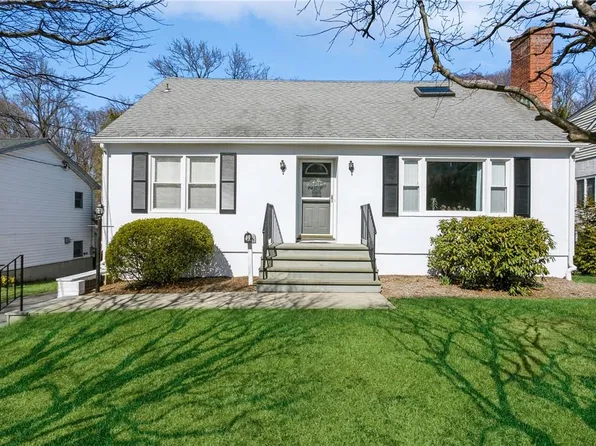 49 Ward Avenue, Mount Kisco, NY 10549