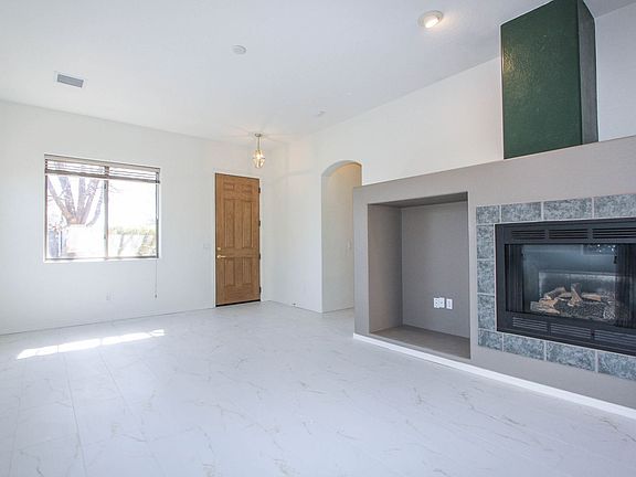 2nd image of 6910 E Yellowglen Dr