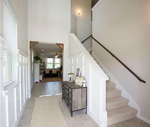 3rd image of 474 Twisted Oaks Ln