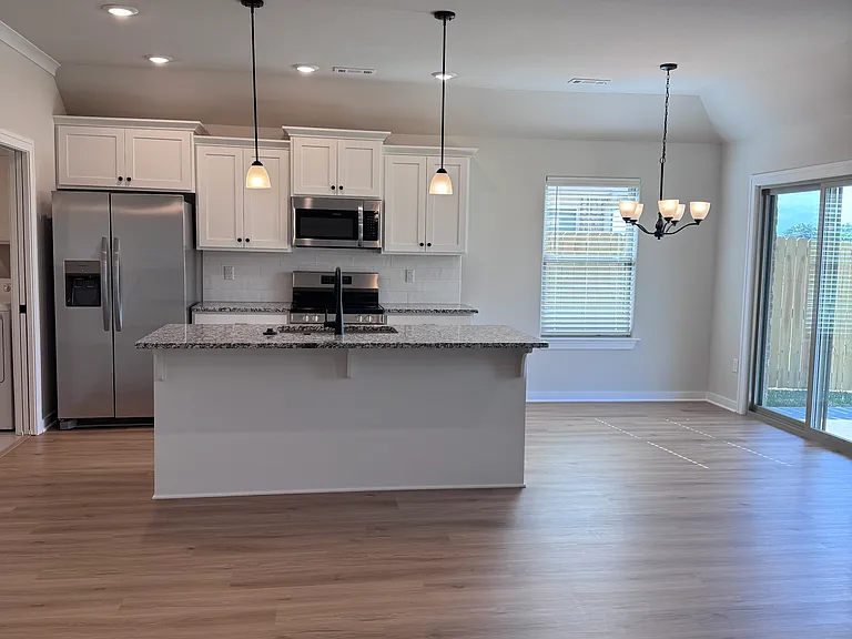 1102 Calla Lily Ave — Photo 3