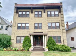 1442 W 110th St APT 4, Cleveland, OH 44102