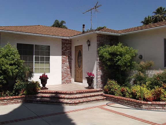Front Yard 3