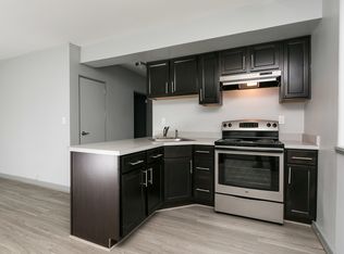 32 Crescent Rd #16C, Greenbelt, MD 20770