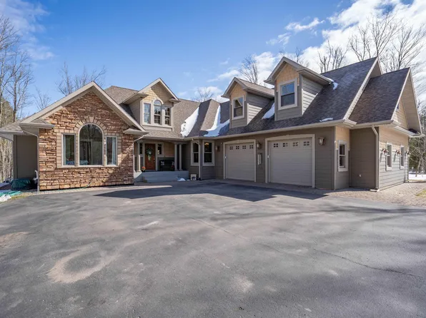 4395 Grouse Ridge Dr, Hermantown, MN 55811