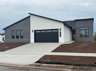 308 Aldon Cir, Green Bay, WI 54304