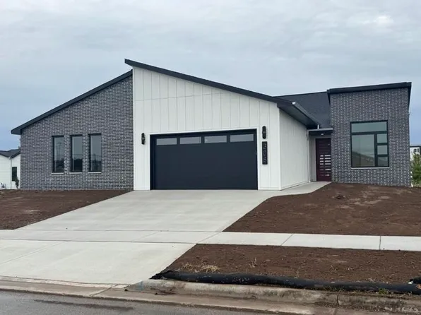 308 Aldon Cir, Green Bay, WI 54304