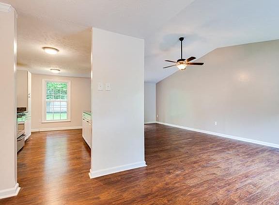 4th image of 4803 Mill Park Ct