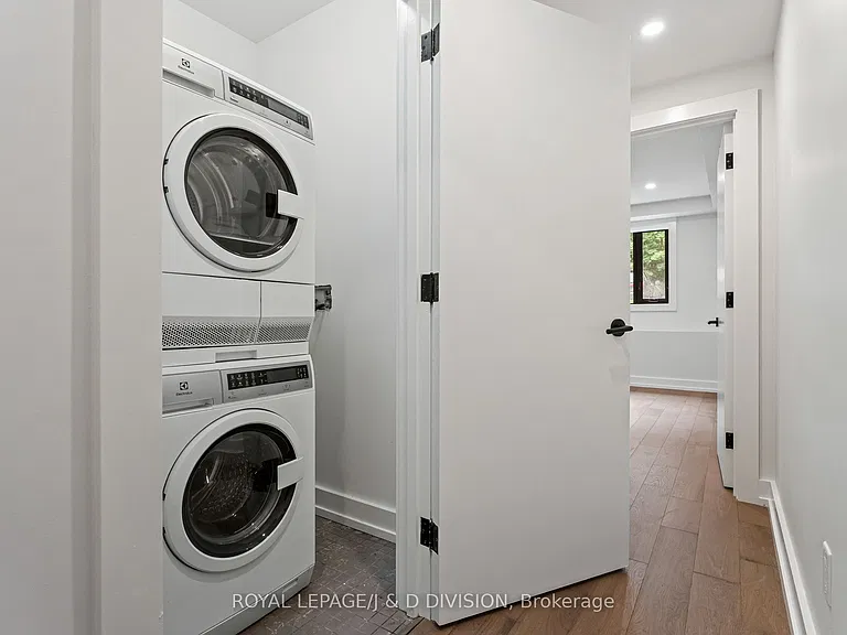 314 Lonsdale Rd #4 — Photo 35