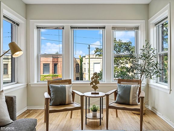 2nd image of 2431 N California Ave #2N