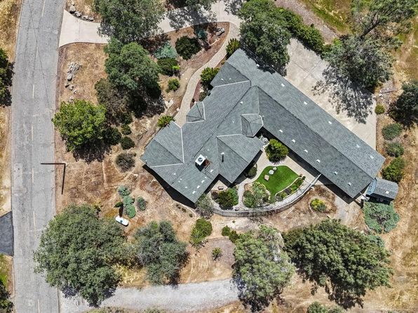 43443 Running Deer Dr, Coarsegold, CA 93614