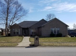 365 S Hill Rd, Versailles, KY 40383