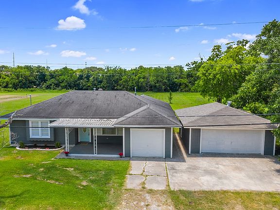 2nd image of 2021 Orange Acres Dr
