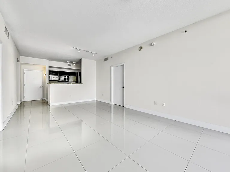 550 Okeechobee Blvd #1404 — Photo 5