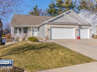 2807 Spangle Rd, Bloomington, IL 61705