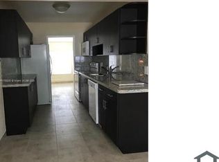 1632 NE 183rd St, Miami, FL 33162