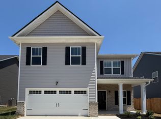 2727 Farmhouse Dr, Maryville, TN 37803