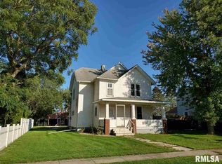 235 S Division St, Woodhull, IL 61490
