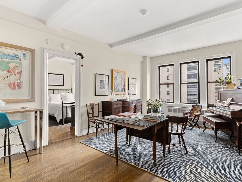 1st image of 157 E 72nd St APT 10F