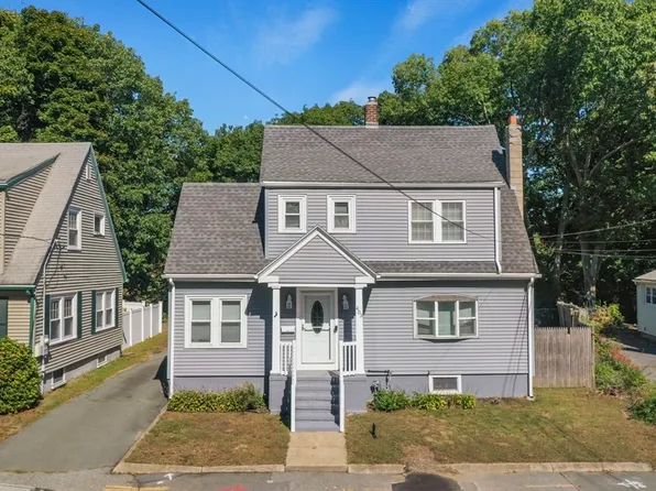 403 Lynnfield St, Lynn, MA 01904