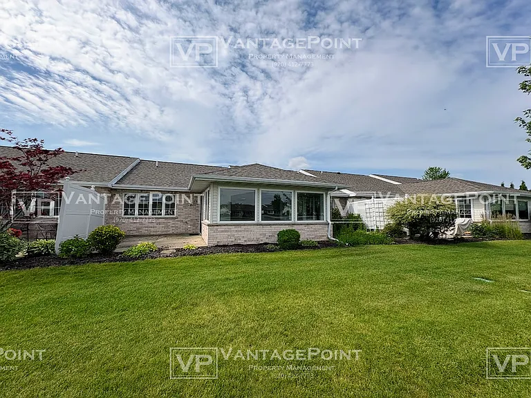 1684 Twin Lakes Cir #1 — Photo 7