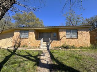 807 N West, Burnet, TX 78611