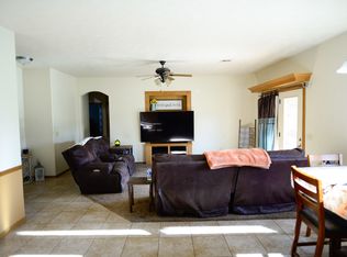 3002 Alli Cir, Chickasha, OK 73018