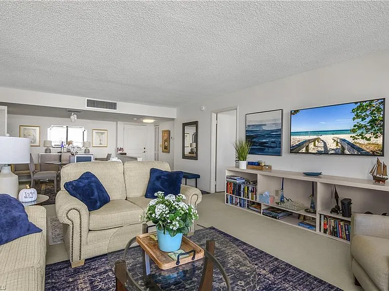4005 Gulf Shore Blvd N #605 — Photo 4