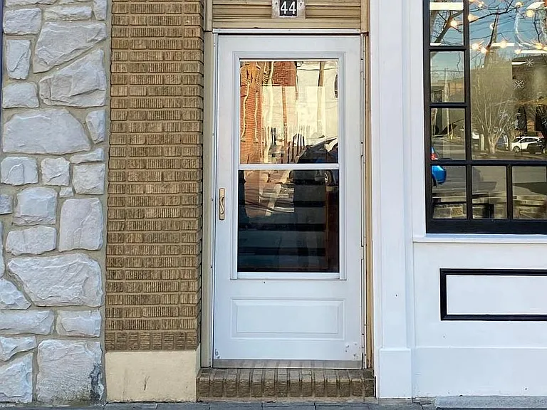 44 S Loudoun St #7 — Photo 1