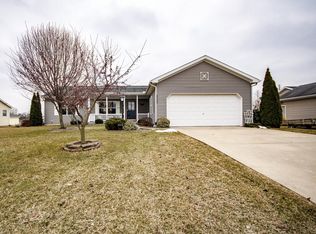 29604 Newcastle Dr, Elkhart, IN 46514