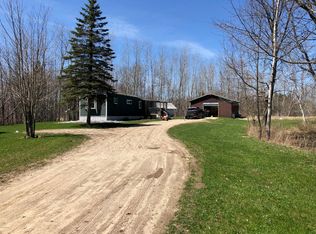 16924 Candy Rd, Leroy, MI 49655