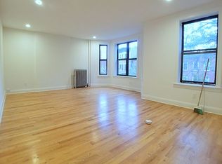 395 Adelphi St #3N, Brooklyn, NY 11238