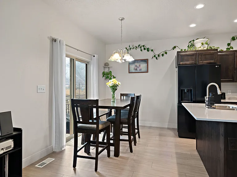 768 N Old Fort Dr — Photo 29